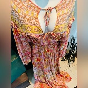 Multicolored flowing maxi dress by Saint and Hearts. Size S.